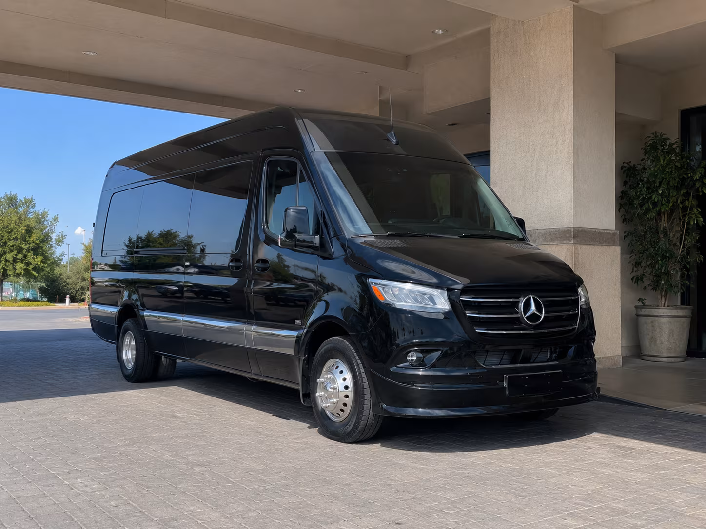 book group transportation for your next convention or trade show 3