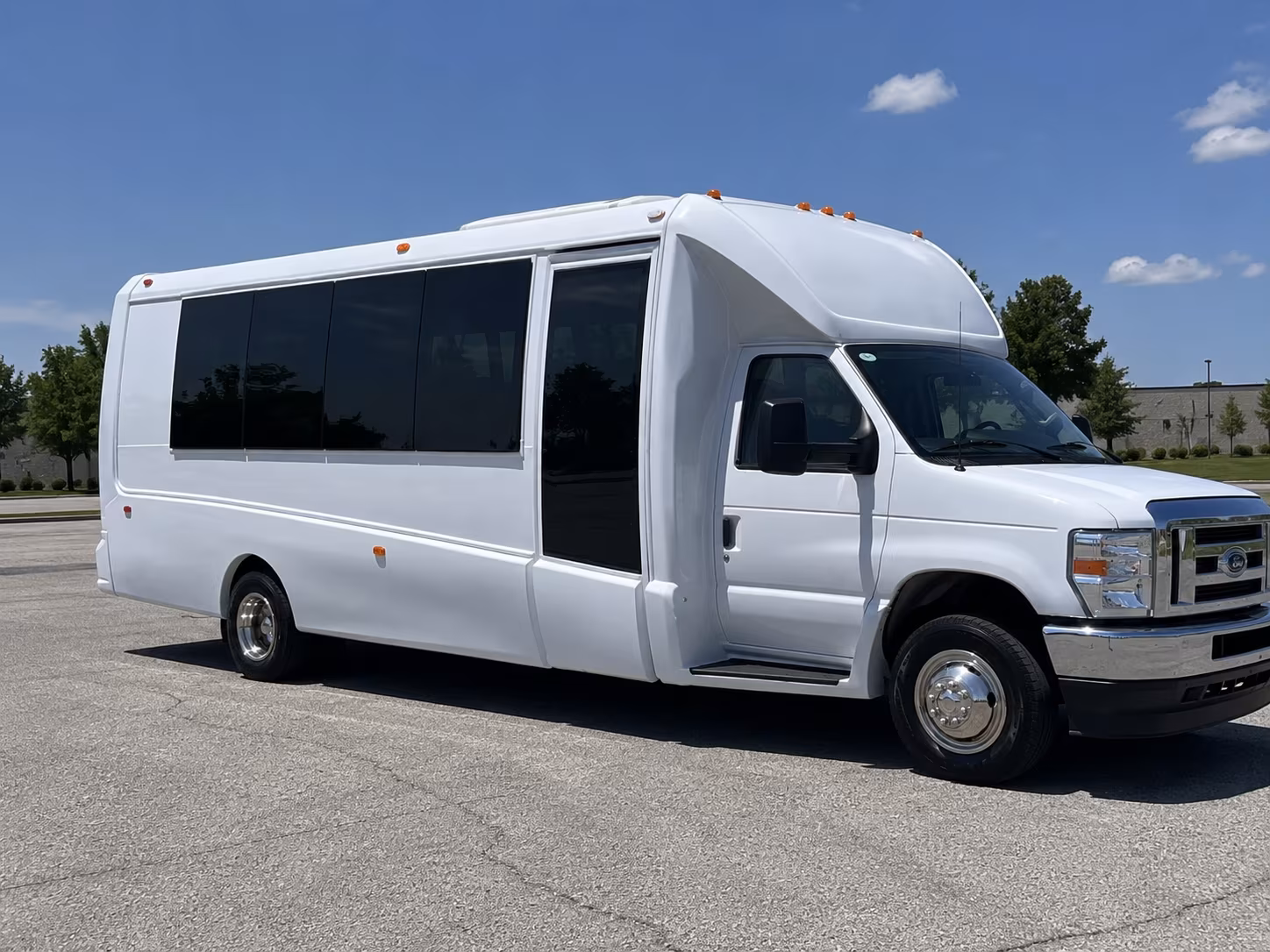 corporate wine tour bus rentals out of inglewood