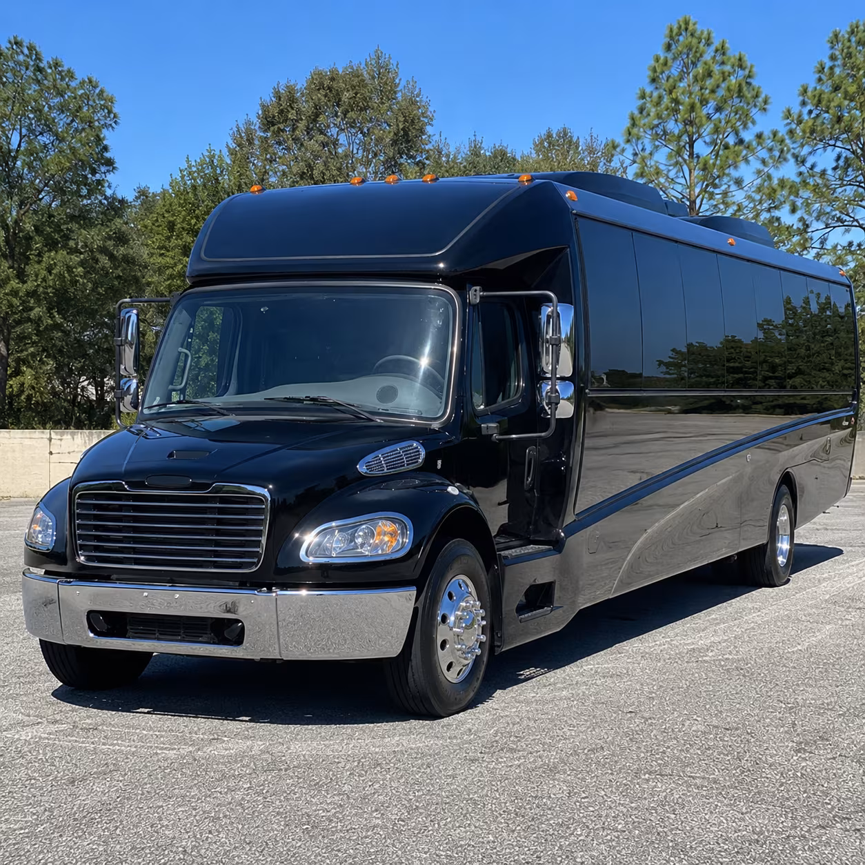 inglewood 18 passenger minibus