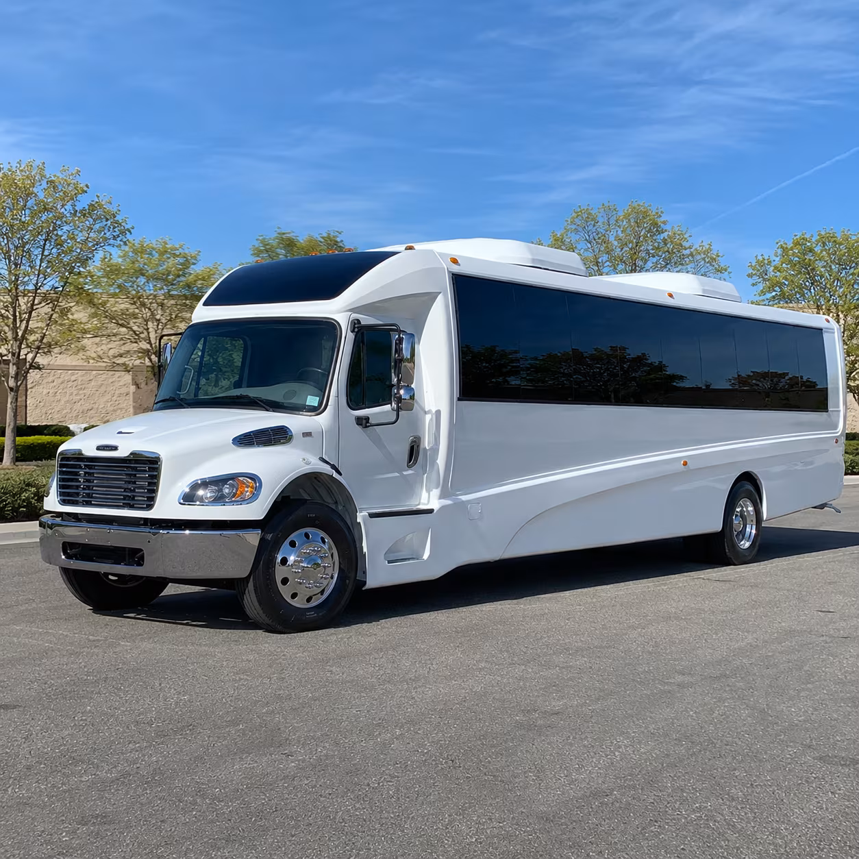 inglewood 20 passenger minibus