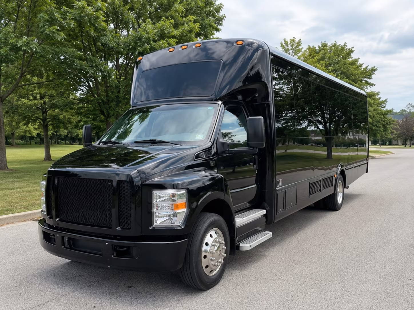 party buses for inglewood bridal parties and bachelor or bachelorette groups