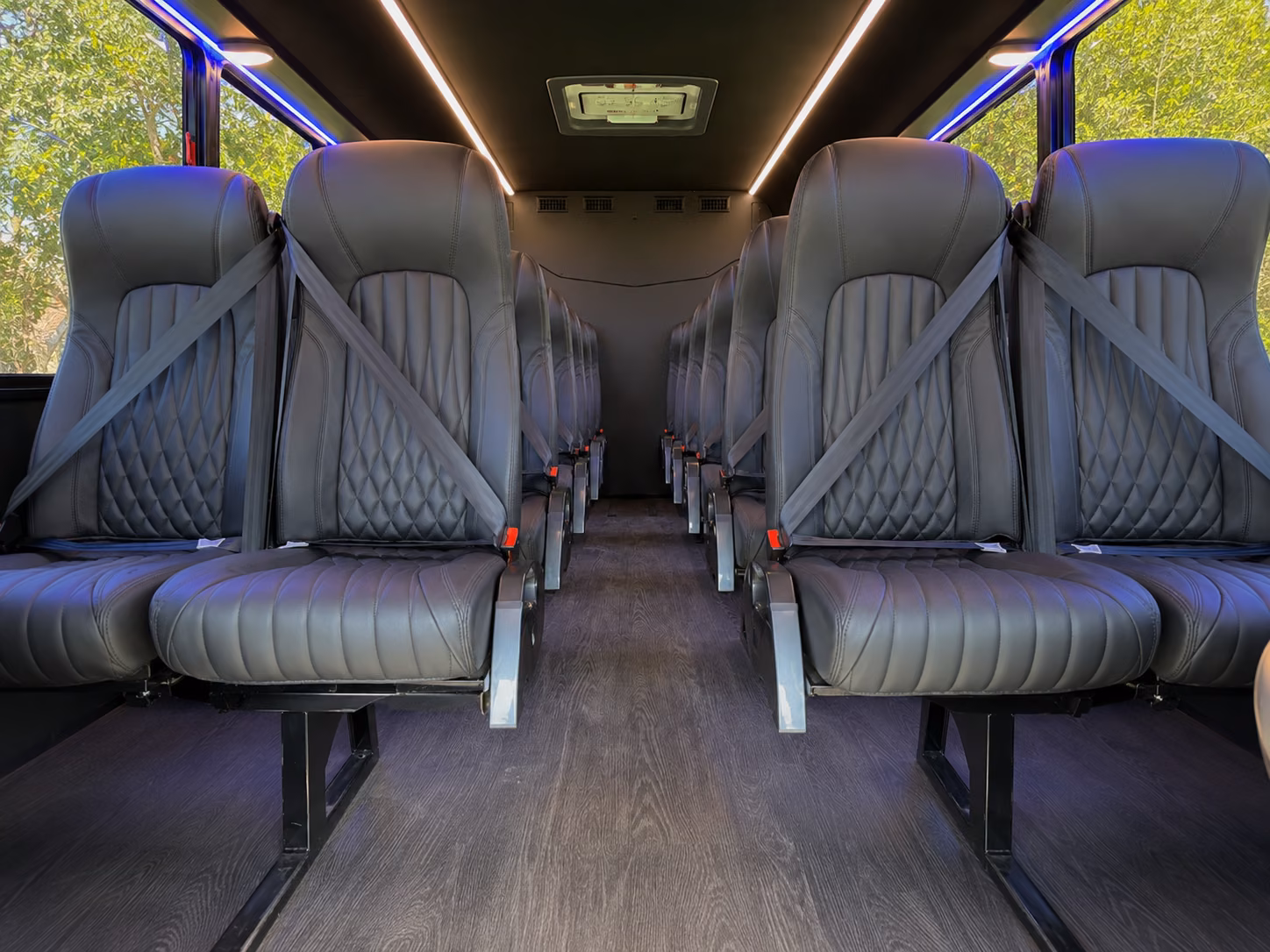 why rent using inglewoodminibuscompany com